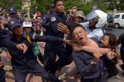 សូម​ស្តាប់ចំរៀងបទ ខ្មែរ​អើយ​ក្រោកឡើង